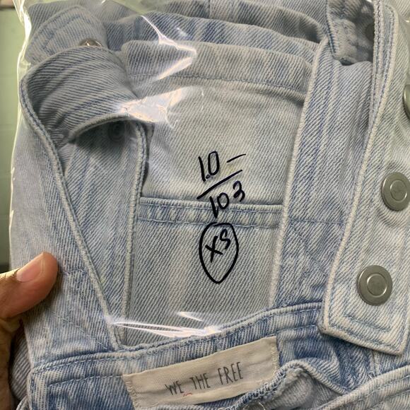 Free People We The Free Adjustable Straps Light Wash Denim Overall Mini Dress XS - Picture 7 of 8